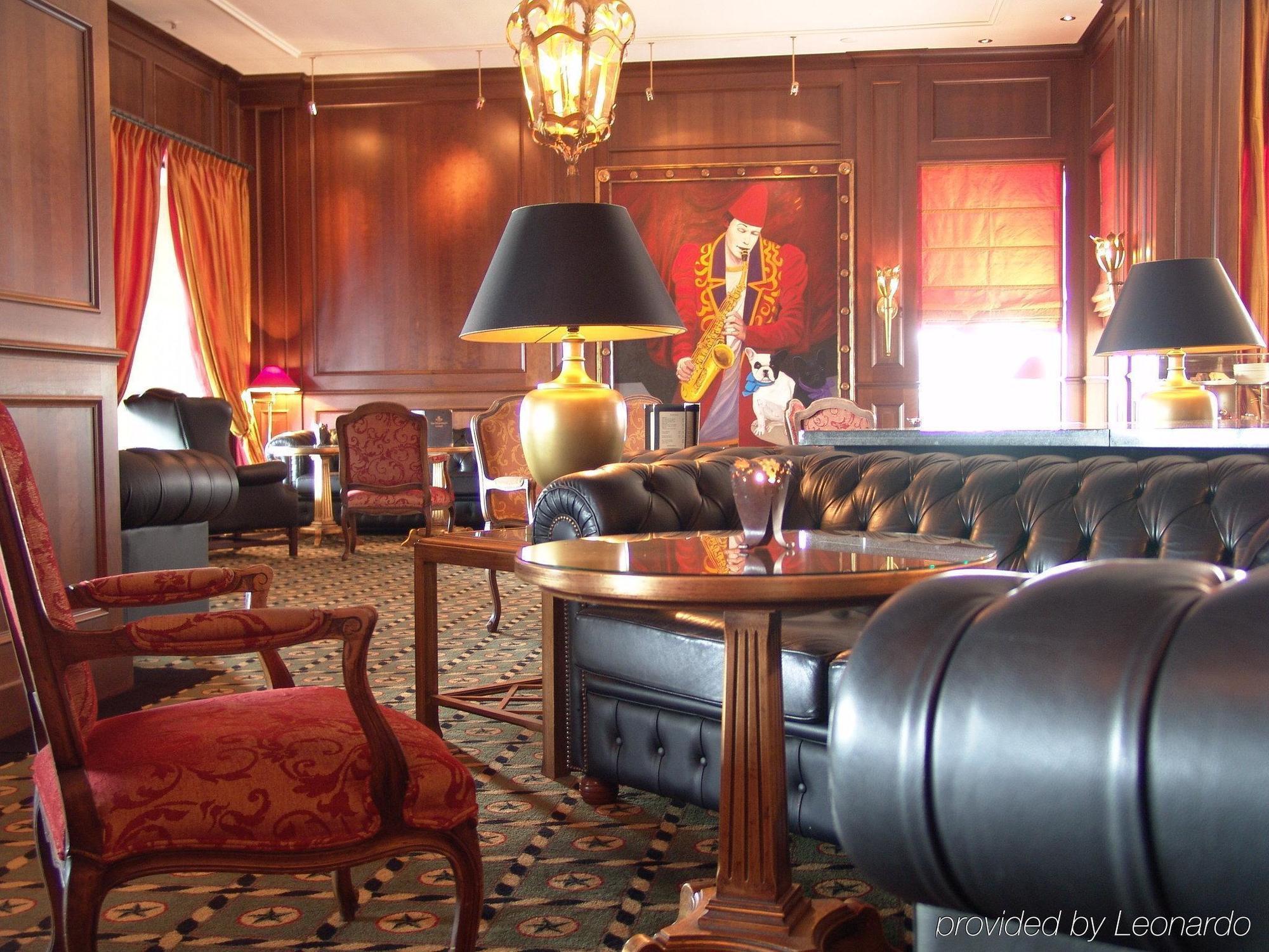 Grand Hotel Huis Ter Duin Noordwijk Interior foto The lounge at the hotel